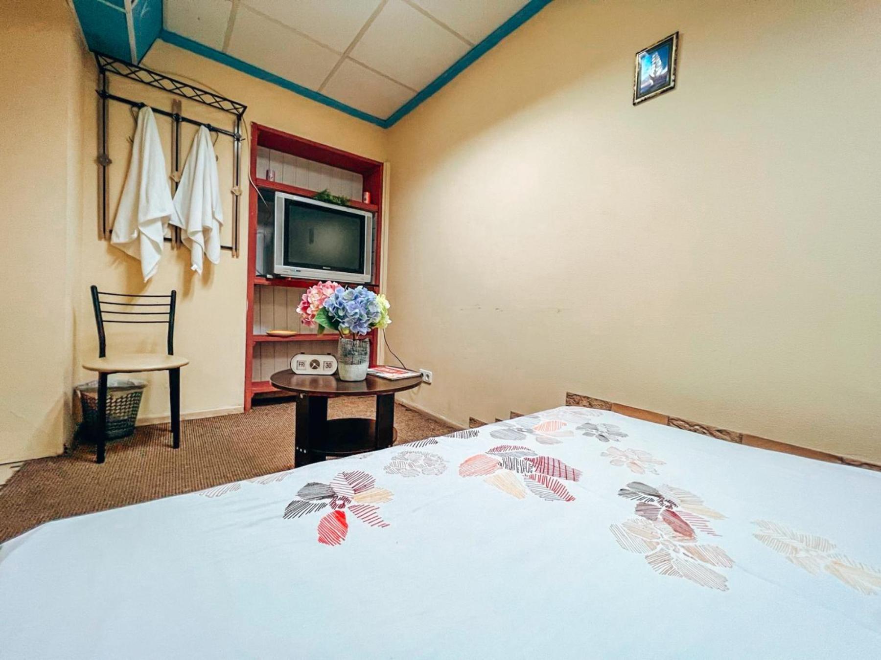 Guest House On Saksahanskoho Street Киев Экстерьер фото