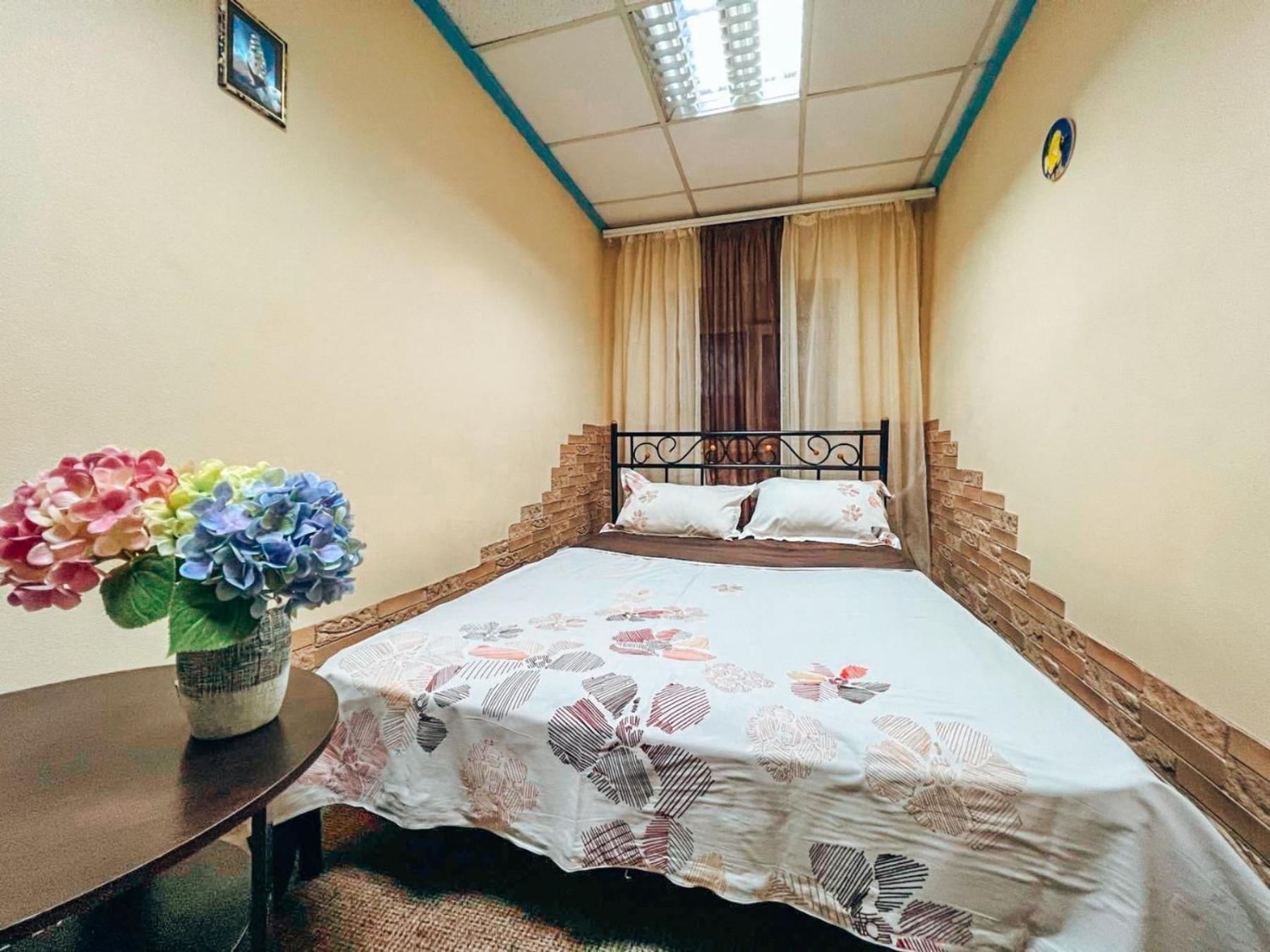 Guest House On Saksahanskoho Street Киев Экстерьер фото